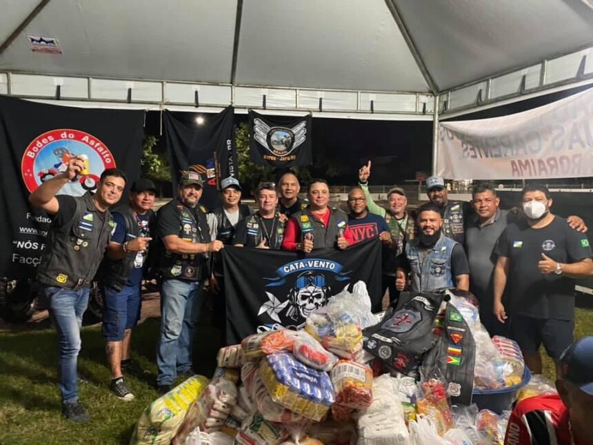 Motociclistas arrecadam alimentos para ajudar famílias carentes em RR