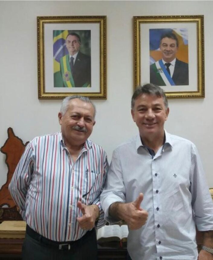 Denarium anuncia Leocádio Vasconcelos como secretário da Saúde