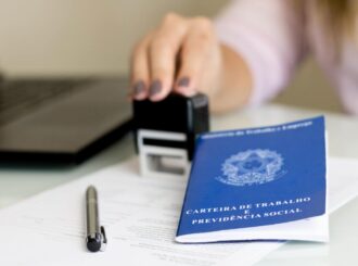 Golpe do falso emprego cresce no Brasil; veja como evitar fraudes em vagas de trabalho