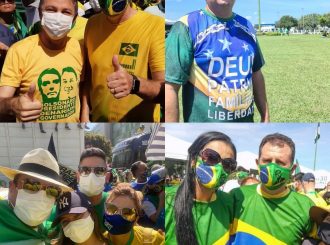 Se promovendo com a imagem do presidente