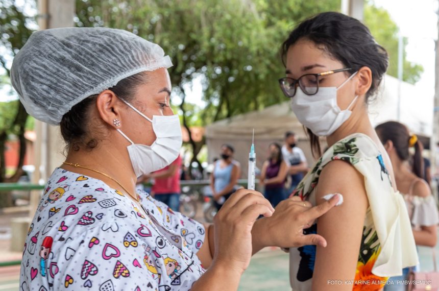 Boa Vista antecipa 2ª dose da vacina contra a Covid para pessoas a partir de 12 anos