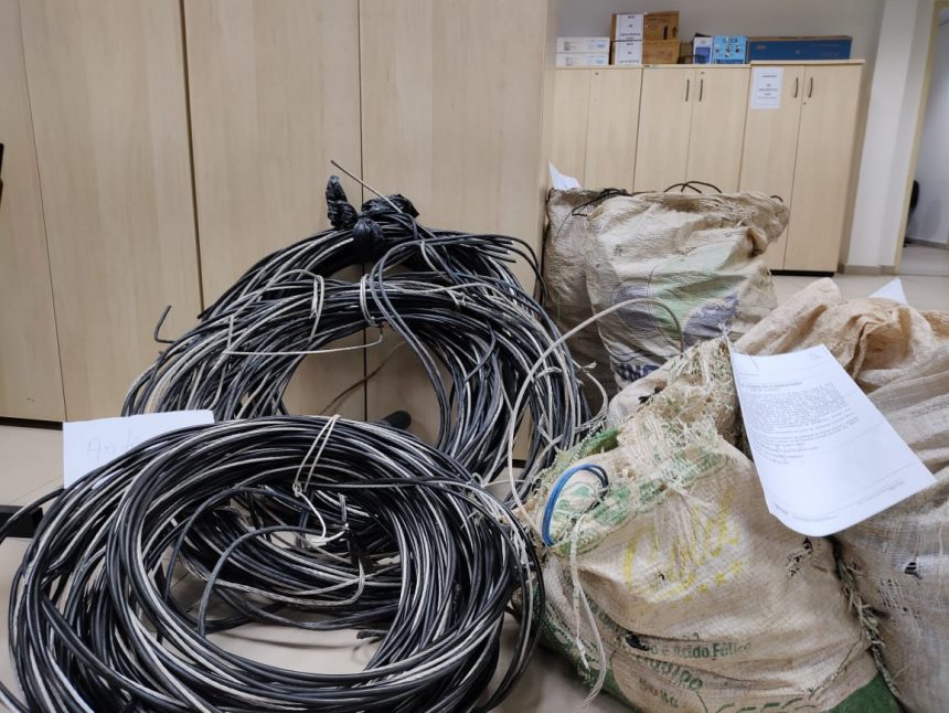 Donos de ferros-velhos são presos em Boa Vista por comprarem fios elétricos furtados