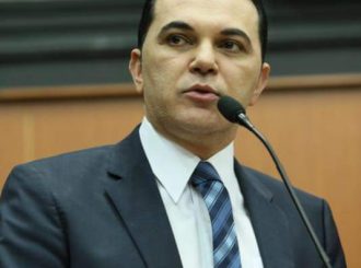 Prazo para Jalser apresentar defesa em cassação vence na sexta