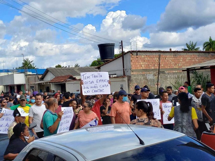 Moradores de Pacaraima realizam novo protesto e pedem mais segurança em abaixo-assinado