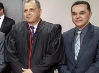 Qual o interesse de Mozarildo em interferir na cassação de Jalser?