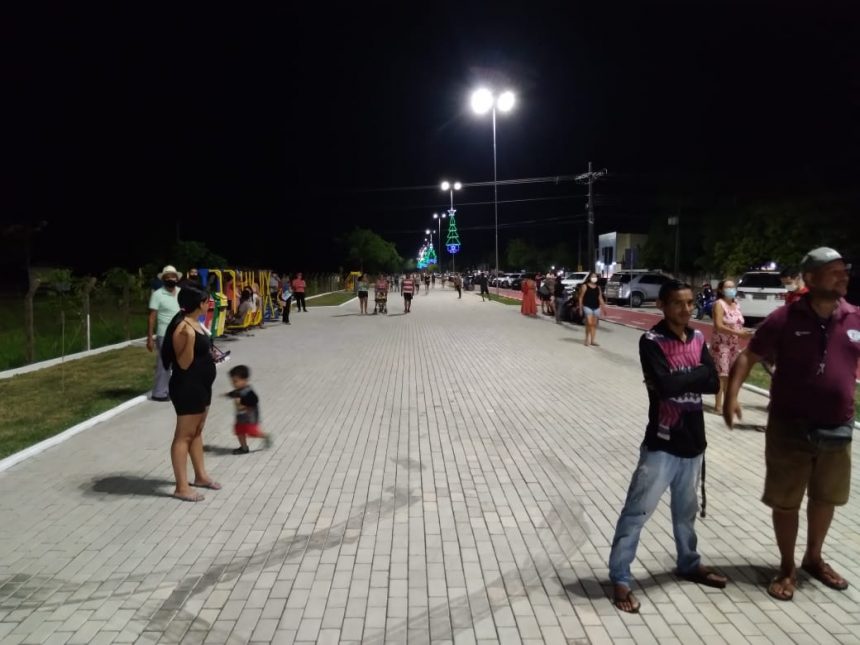 Prefeitura inaugura Praça Linear no Bairro dos Estados