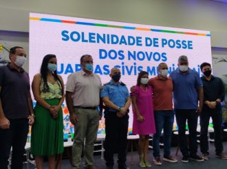 Deu posse a novos guardas