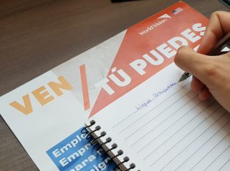 Capacitou imigrantes venezuelanos por meio de curso de português