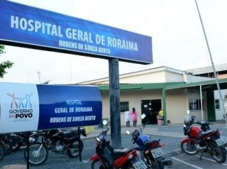 Vigilantes se reúnem em frente ao HGR em protesto para pedir justiça por segurança baleado; suspeito está foragido