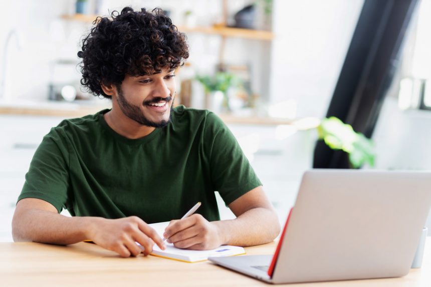 Curso técnico é destaque para inserção de estudantes no mercado de trabalho