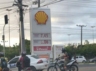 Postos sobem preços instantaneamente