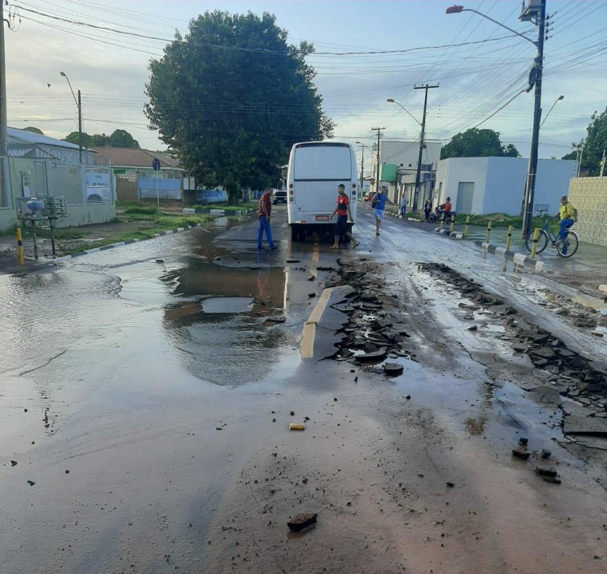 Rompimento deixa sete bairros da zona Oeste de Boa Vista sem água