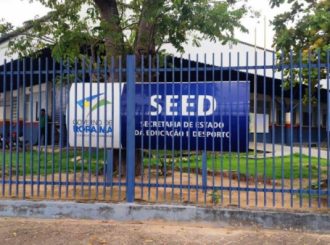 Merendeiras convocadas para escolas indígenas estaduais de RR denunciam demora por atendimento em assinatura de contrato