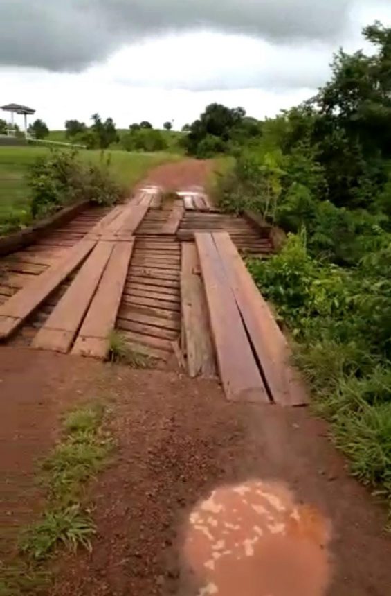 Moradores denunciam precariedade em pontes do Cantá