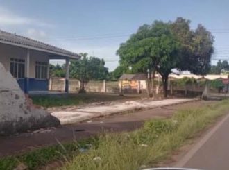 Muro de escola estadual cai no Asa Branca, zona Leste de Boa Vista