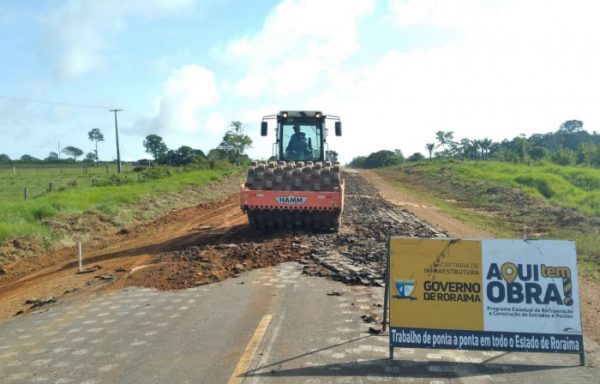 Governo paralisa obra de asfaltamento da Vicinal 26 entre Baliza e Rorainópolis