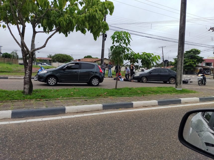 Motociclista fica ferida após acidente na zona Norte de Boa Vista