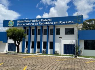 MPF cobra explicações de senador Chico Rodrigues após ida à Terra Yanomami