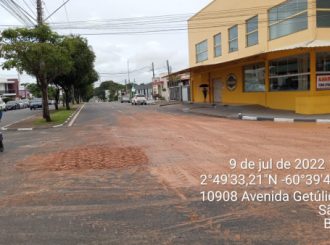 Caer não conserta esgoto nem com decisão judicial, mas cavou buraco no percurso da Corrida 9 de Julho