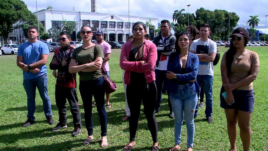 Após protesto de inscritos, governo volta atrás e adia provas do concurso da Polícia Civil