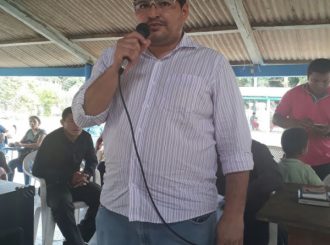 Depois de contratar empresa de eventos pela Saúde, prefeito de Normandia contrata material de expediente por R$ 3,2 milhões