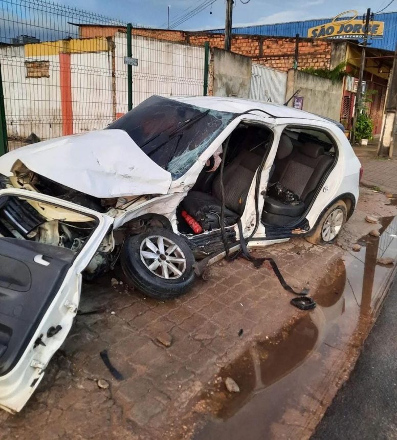 Jovem morre em acidente entre dois veículos no bairro Centenário