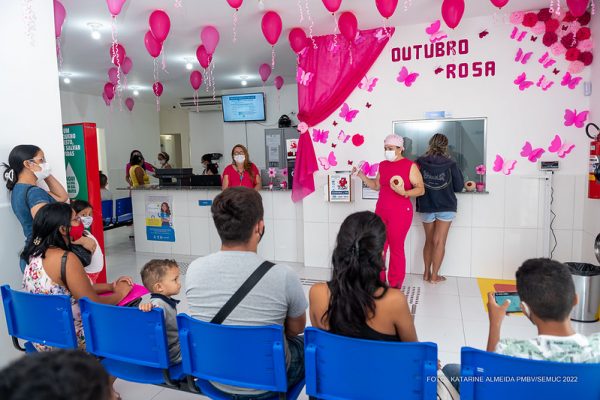 Outubro Rosa: “mulheres devem manter o autocuidado em prevenção ao câncer de mama”, afirma profissional de saúde