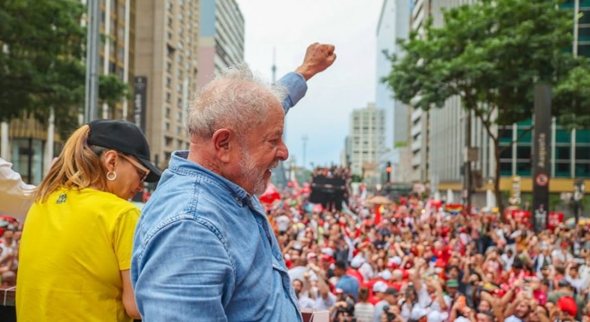 Lula é eleito presidente da República