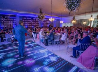 Prêmio reconhece práticas inovadoras de escolas municipais em Boa Vista