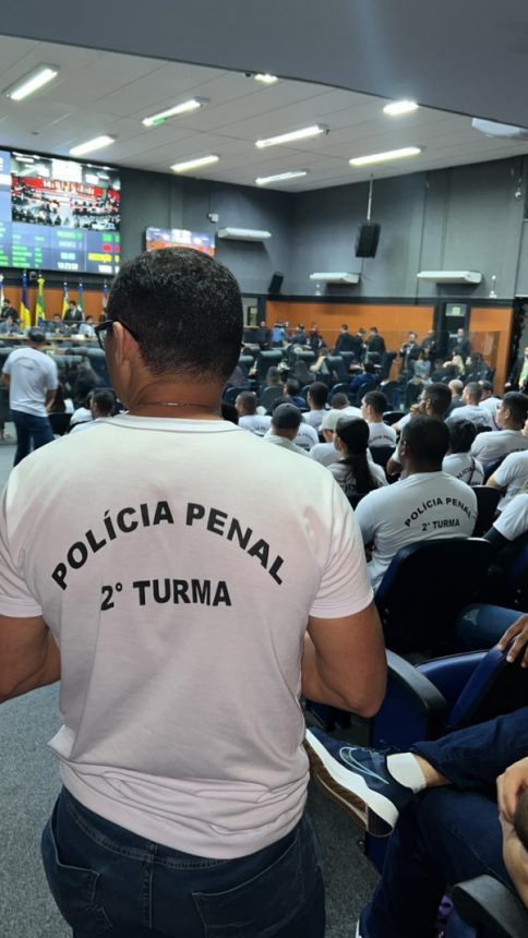 Aprovados no concurso da Polícia Penal cobram nomeações do Governo