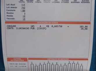 Cobrou taxa de iluminação pública na conta de energia sem fornecer o serviço