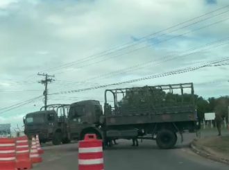 Acampamento de apoiadores do ex-presidente Jair Bolsonaro em Boa Vista começa a ser desmontado