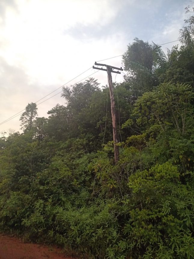 Após acidente que matou duas pessoas carbonizadas, moradores da Vila Jundiá pedem providências à Roraima Energia