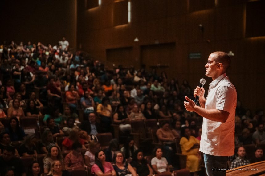 10ª Semana Pedagógica: Arthur Henrique destaca conquistas e desafios para a educação de Boa Vista