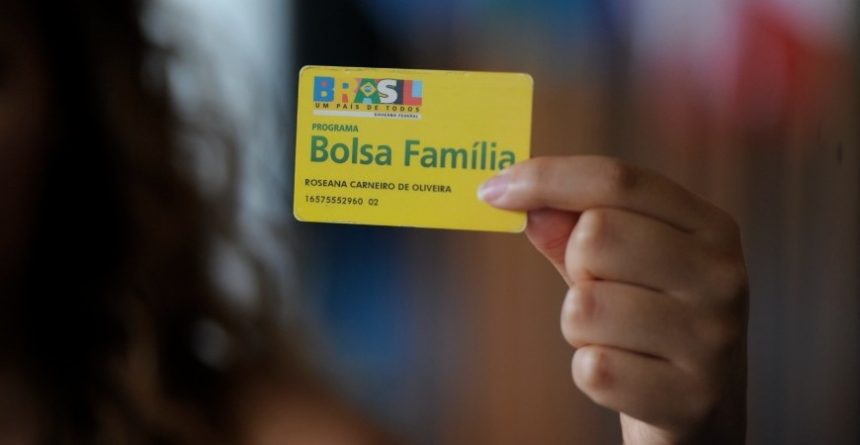 Caixa paga Bolsa Família a beneficiários de NIS de final 4