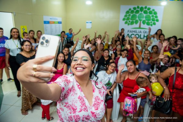 Beneficiárias do Família que Acolhe são homenageadas em programação especial no Dia Internacional da Mulher