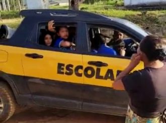Governo não fornece mais transportes escolares a alunos de Vila Nova e pais cobram