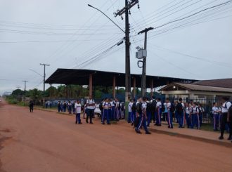 Pais e alunos reclamam de estrutura de escola estadual em Nova Colina: “está perigoso matar todos os alunos ali dentro”