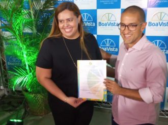 Prefeitura de Boa Vista entrega mais de 550 títulos definitivos para moradores de 26 bairros
