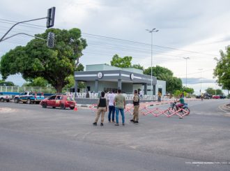 Prefeitura instala novo semáforo na Avenida Brigadeiro Eduardo Gomes
