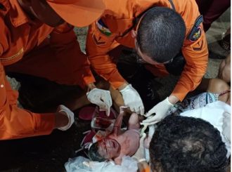 Bombeiros realizaram parto em frente ao Quartel