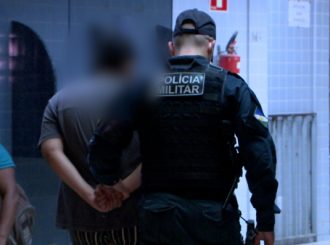 Pai e dois filhos furtam apartamento e levam fogão, geladeira e outros itens em Boa Vista