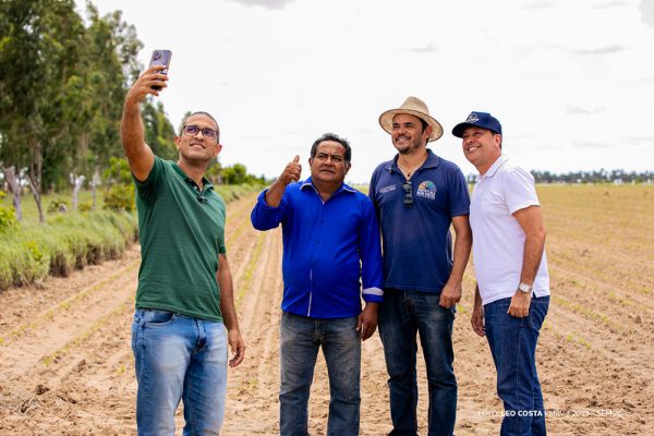 Arthur Henrique acompanha plantio em comunidades indígenas de Boa Vista