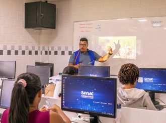 Seminário com palestrantes locais e nacionais aborda inovações no campo educacional