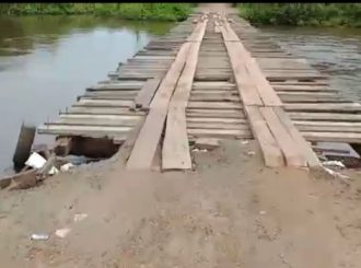 Em vídeo, morador faz apelo por melhorias em ponte de Alto Alegre