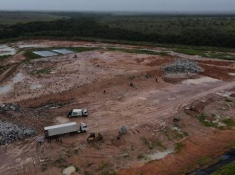 Cerca de 900 toneladas de alimentos são descartadas em aterro sanitário de Boa Vista após restrição de exportação na Venezuela; veja vídeo