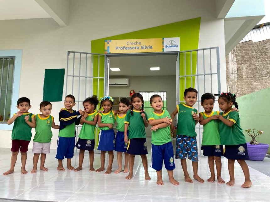 Prefeitura entrega mais três novas creches no bairro Senador Hélio Campos