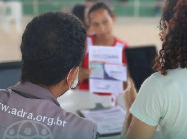 ADRA realiza 1ª Jornada Social com serviços gratuitos para migrantes e refugiados em RR