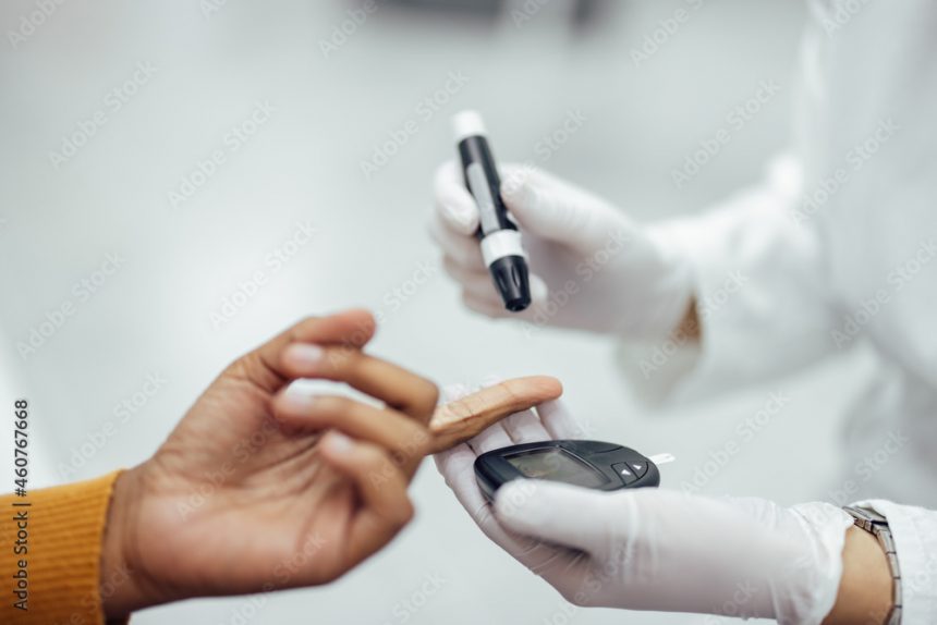 Alunos de medicina da UFRR realizam ação de orientação sobre diabetes