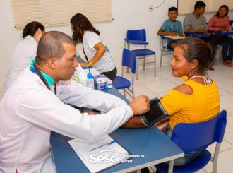 Sesc-RR leva serviços gratuitos de saúde, lazer e cultura para moradores de Iracema